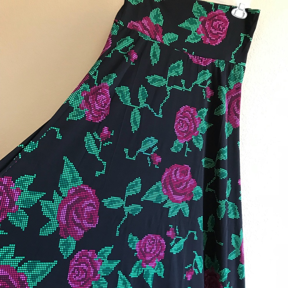 LuLaRoe maxi, size S